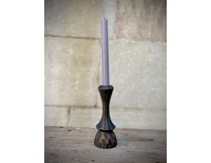 Candeliere in legno tornito