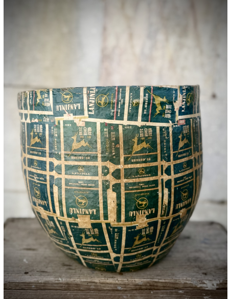 Vaso decorativo in carta pesta con fantasia vintage