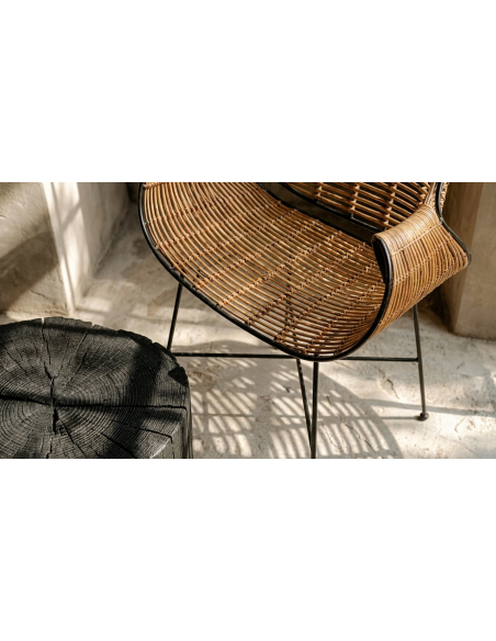 Sedia in rattan con struttura in ferro