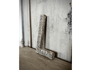 Lettera “L” in legno da parete