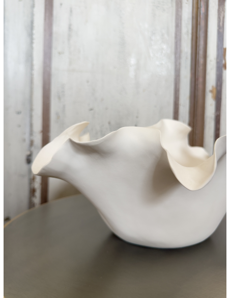 Centrotavola in ceramica Ondea – Forma Avvolgente